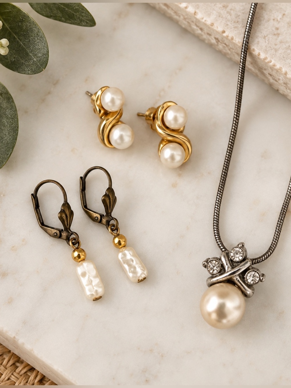 Vintage Faux Pearl Jewelry Set – Avon Necklace + 2 Pairs Earrings